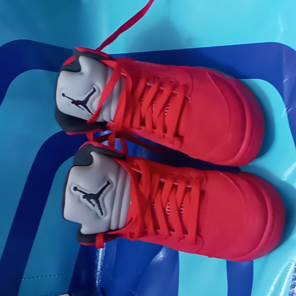 Air Jordan 5 Retro red Suede